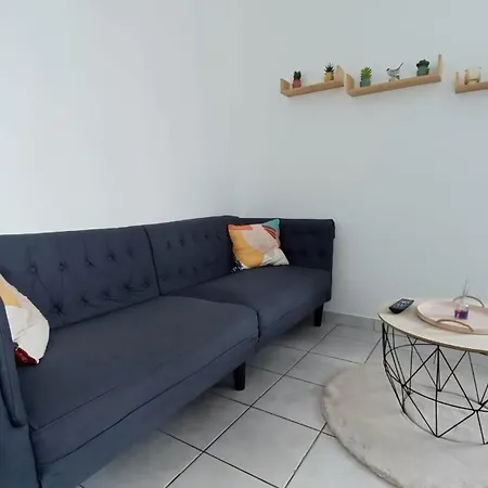 Holiday home L'echappee Queantaise, Parking, Jardin, Au Calme